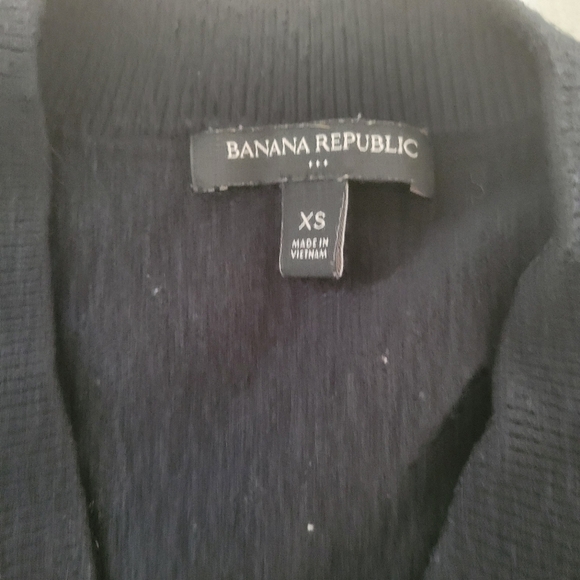 Banana Republic V-Neck Sweaters  Beige and Black - Picture 4 of 10